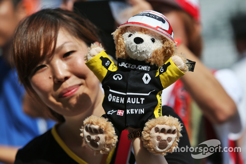 A Kevin Magnussen, Renault Sport F1 Team fan and teddy