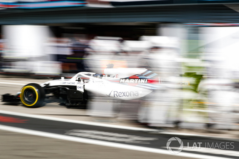 Lance Stroll, Williams FW41, sort des stands