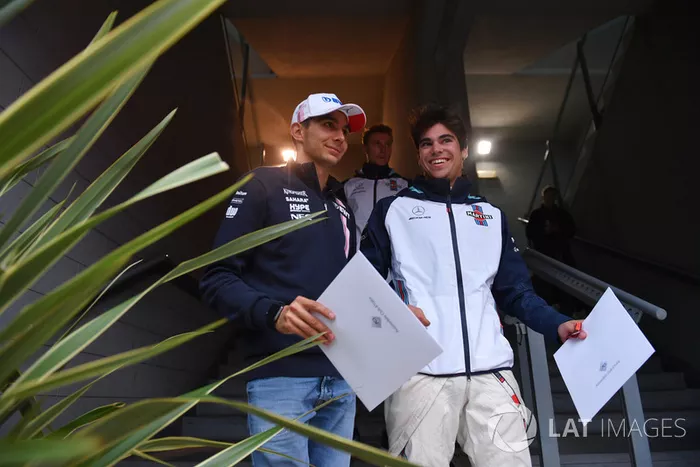 Esteban Ocon, Racing Point Force India F1 Team y Lance Stroll, Williams Racing