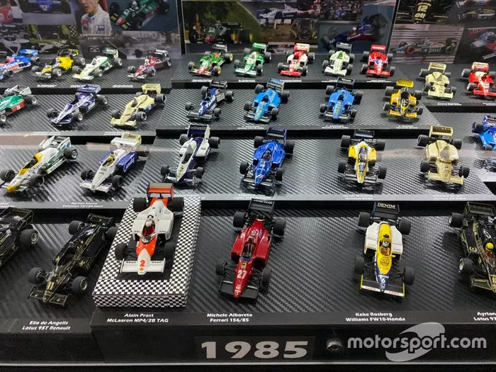 Colección de coches miniatura de F1