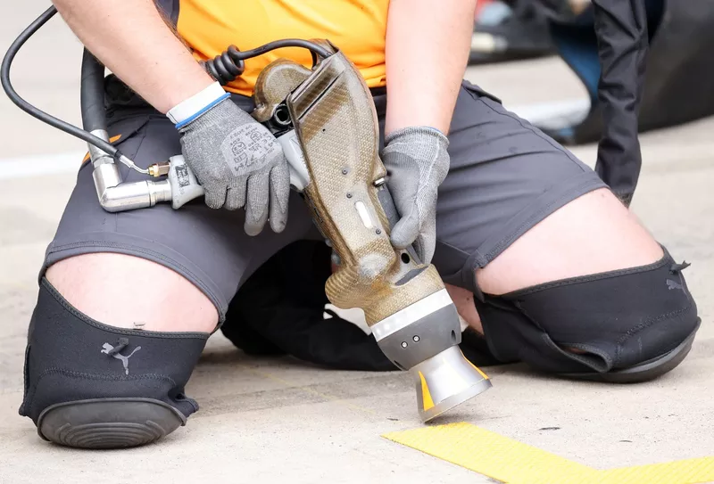 McLaren pit stop wheel gun