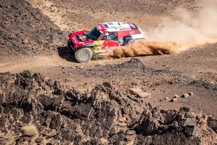 #301 X-Raid Team Mini JCW Team: Stéphane Peterhansel, Andrea Peterhansel