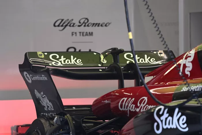 Alfa Romeo C43 ficha técnica