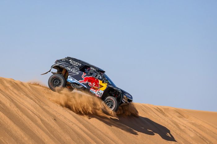 #210 Karman / Hexaom Peugeot: Cyril Despres, Taye Perry