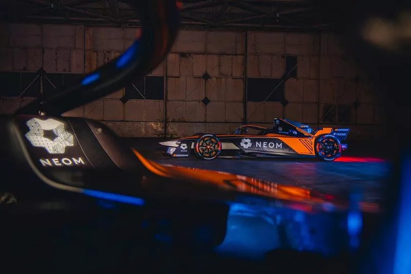 Equipo McLaren FE