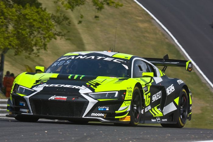 #46 Team WRT Audi R8 LMS evo II: Valentino Rossi, Frédéric Vervisch