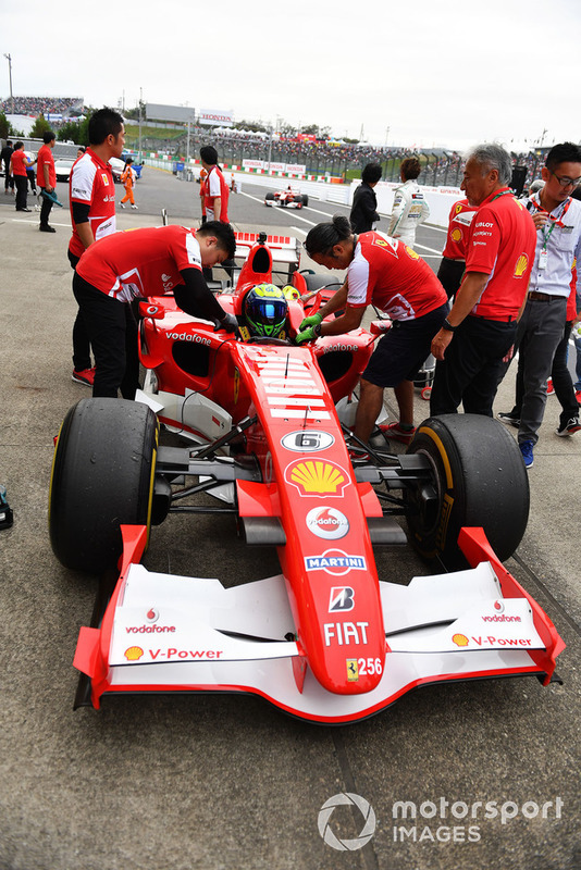 Felipe Massa, Ferrari at Legends F1 30th Anniversary Lap Demonstration