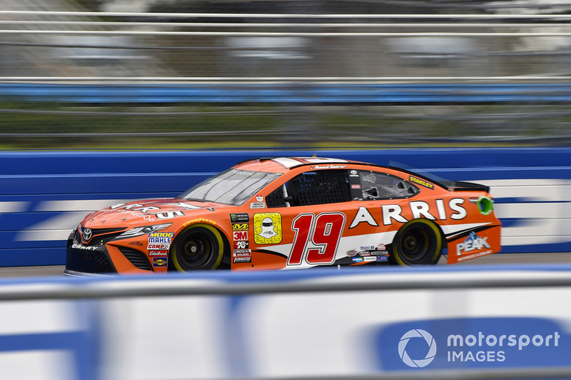 18. Daniel Suarez, Joe Gibbs Racing, Toyota Camry ARRIS