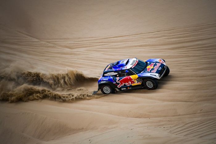 #300 X-Raid Mini JCW Team: Carlos Sainz, Lucas Cruz
