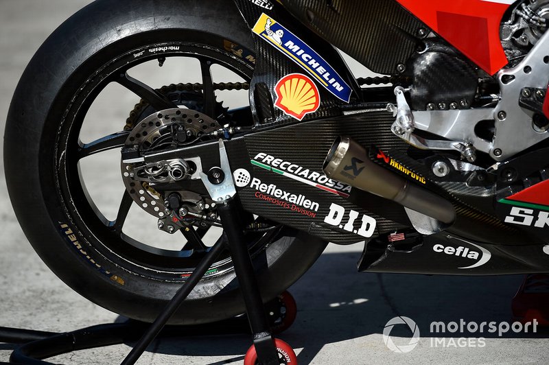 Dettaglio della moto del team Ducati