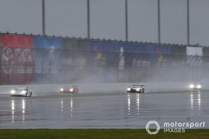 #912 Porsche GT Team Porsche 911 RSR, GTLM: Mathieu Jaminet, Earl Bamber, Laurens Vanthoor