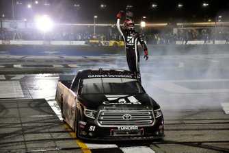 Race Winner Kyle Busch, Kyle Busch Motorsports, Toyota Tundra Cessna