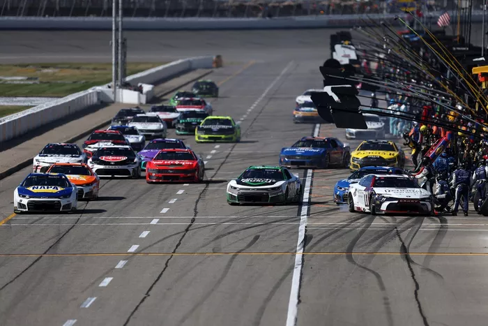 Denny Hamlin, Joe Gibbs Racing