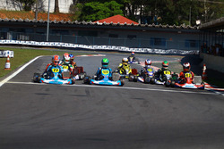 Largada do Mazda Road to Indy em Interlagos