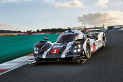 #1 Porsche Team, Porsche 919 Hybrid: Timo Bernhard, Mark Webber, Brendon Hartley