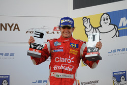 Podio: il terzo classificato Pietro Fittipaldi, Fortec Motorsports