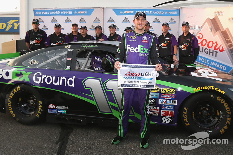 Polesitter Denny Hamlin, Joe Gibbs Racing Toyota