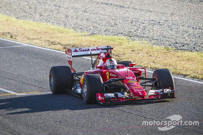 Sebastian Vettel, Ferrari SF15-T testing 2017-spec Pirelli tyres