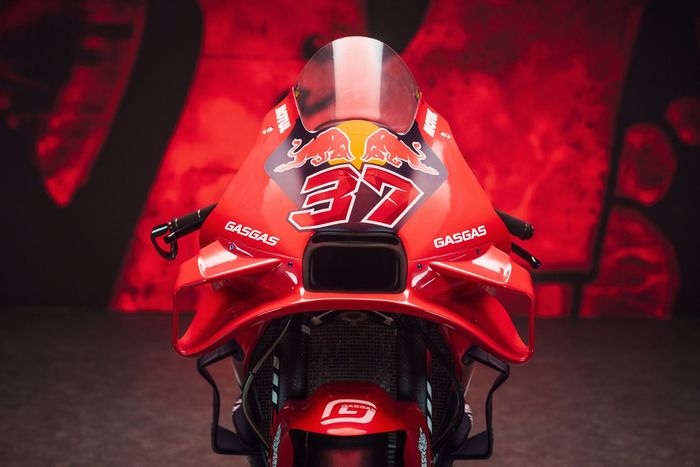 Red Bull GASGAS Tech3 2024 RC16 