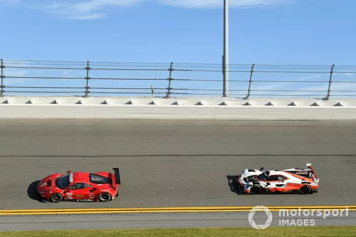 #62 Risi Competizione Ferrari 488 GTE, GTLM: Daniel Serra, James Calado, Alessandro Pier Guidi, Davide Rigon, #7 Acura Team Penske Acura DPi, DPi: Helio Castroneves, Ricky Taylor, Alexander Rossi