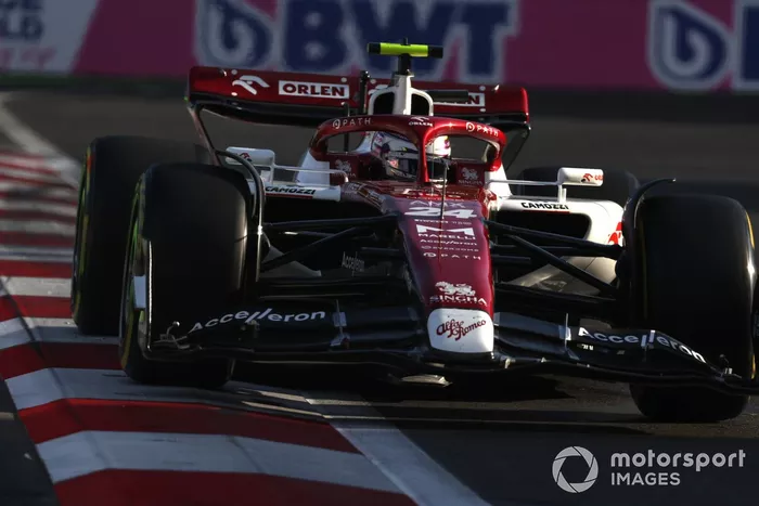 Zhou Guanyu, Alfa Romeo C42