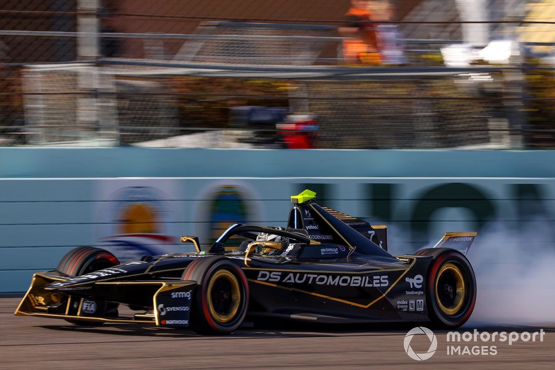 Maximilian Gunther DS Penske DS E-Tense FE25 rueda gira durante una práctica de salida