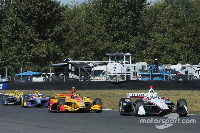 Josef Newgarden, Team Penske Chevrolet, Ryan Hunter-Reay, Andretti Autosport Honda, Alexander Rossi, Andretti Autosport Honda