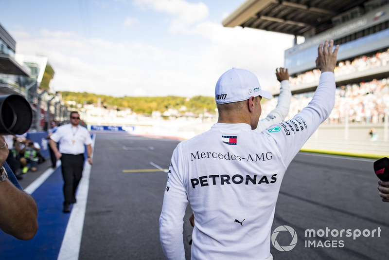 Pole sitter Valtteri Bottas, Mercedes AMG F1, celebrates