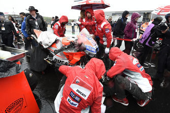 La Ducati d'Andrea Dovizioso sur la grille de départ