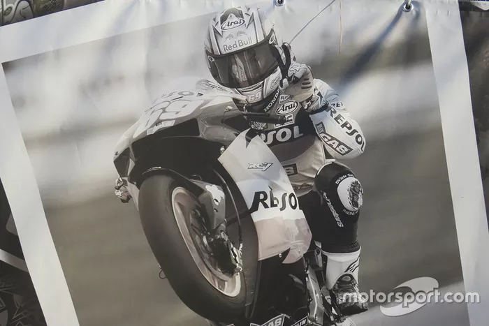 Erinnerung an Nicky Hayden an der Unfallstelle in Misano