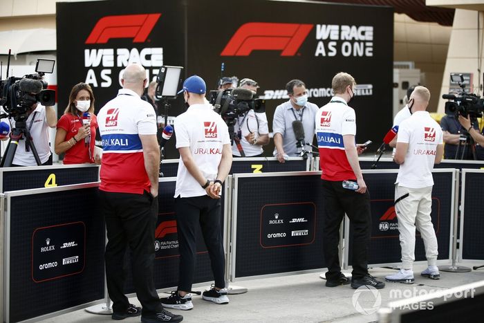 Mick Schumacher, Haas VF-21 y Nikita Mazepin, Haas VF-21