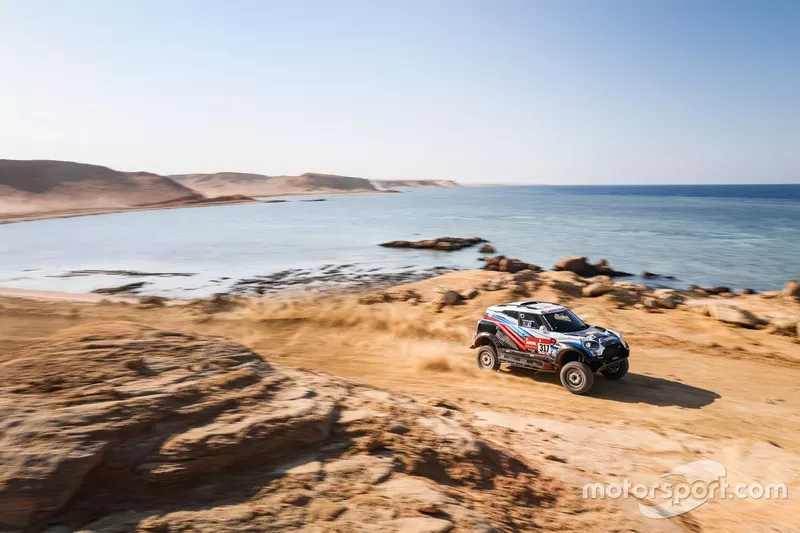 #317 X-Raid Mini JCW Rally Team Bmw: Vladimir Vasilyev, Dmitro Tsyro