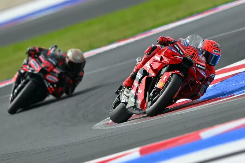 Marco Bezzecchi, Aprilia Racing, Marc Marquez, Ducati Team