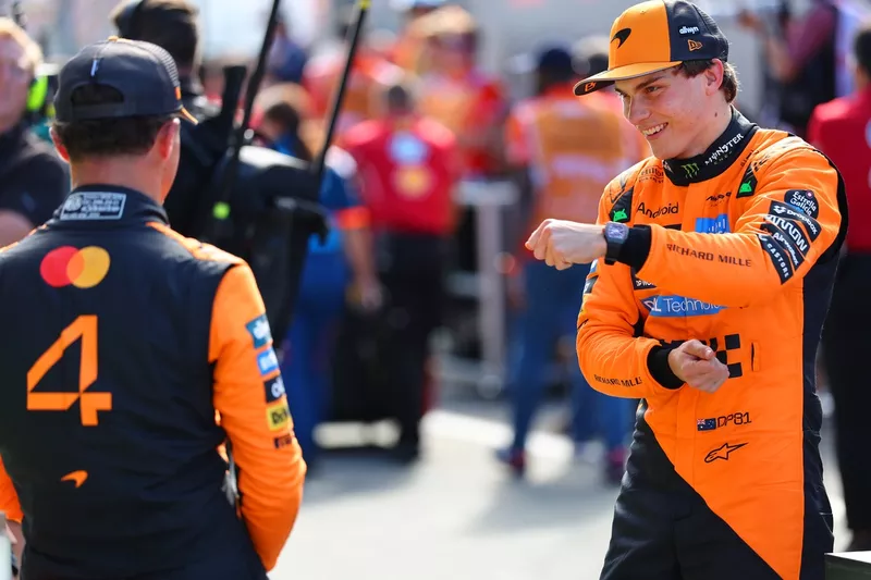 Lando Norris, McLaren, Oscar Piastri, McLaren
