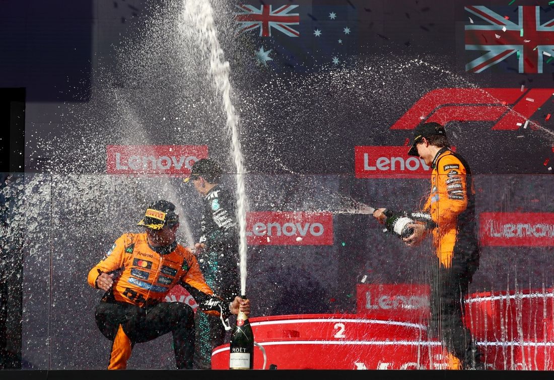 Lando Norris, McLaren, Oscar Piastri, McLaren, George Russell, Mercedes