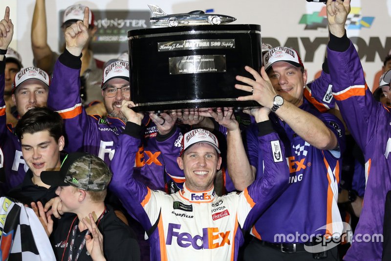 Ganador, Denny Hamlin, Joe Gibbs Racing Toyota