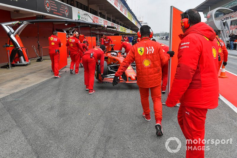 Sebastian Vettel, Ferrari SF90, makes a pit stop