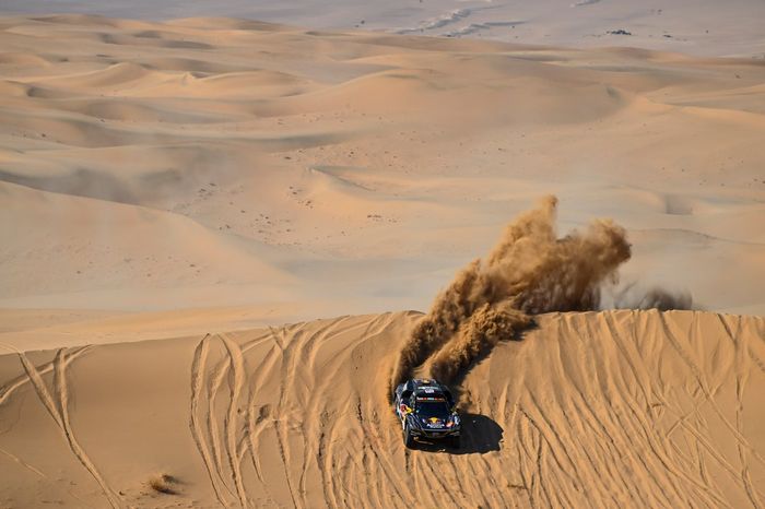 #210 Karman / Hexaom Peugeot: Cyril Despres, Taye Perry