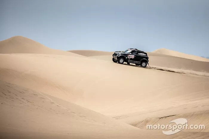 #307 X-Raid Team: Nani Roma, Alex Haro Bravo