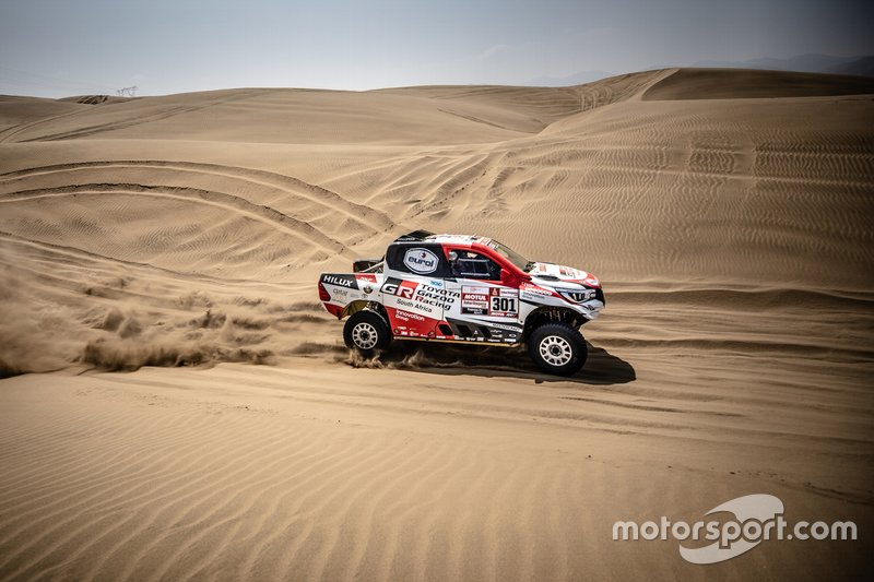 #301 Toyota Gazoo Racing SA: Nasser Al-Attiyah, Matthieu Baumel