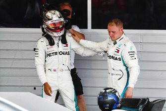 Valtteri Bottas, Mercedes AMG F1, congratulates Race winner Lewis Hamilton, Mercedes AMG F1