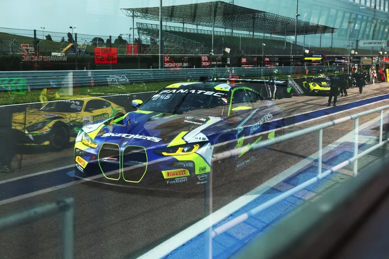 #46 Team WRT, BMW M4 GT3: Valentino Rossi, Maxime Martin