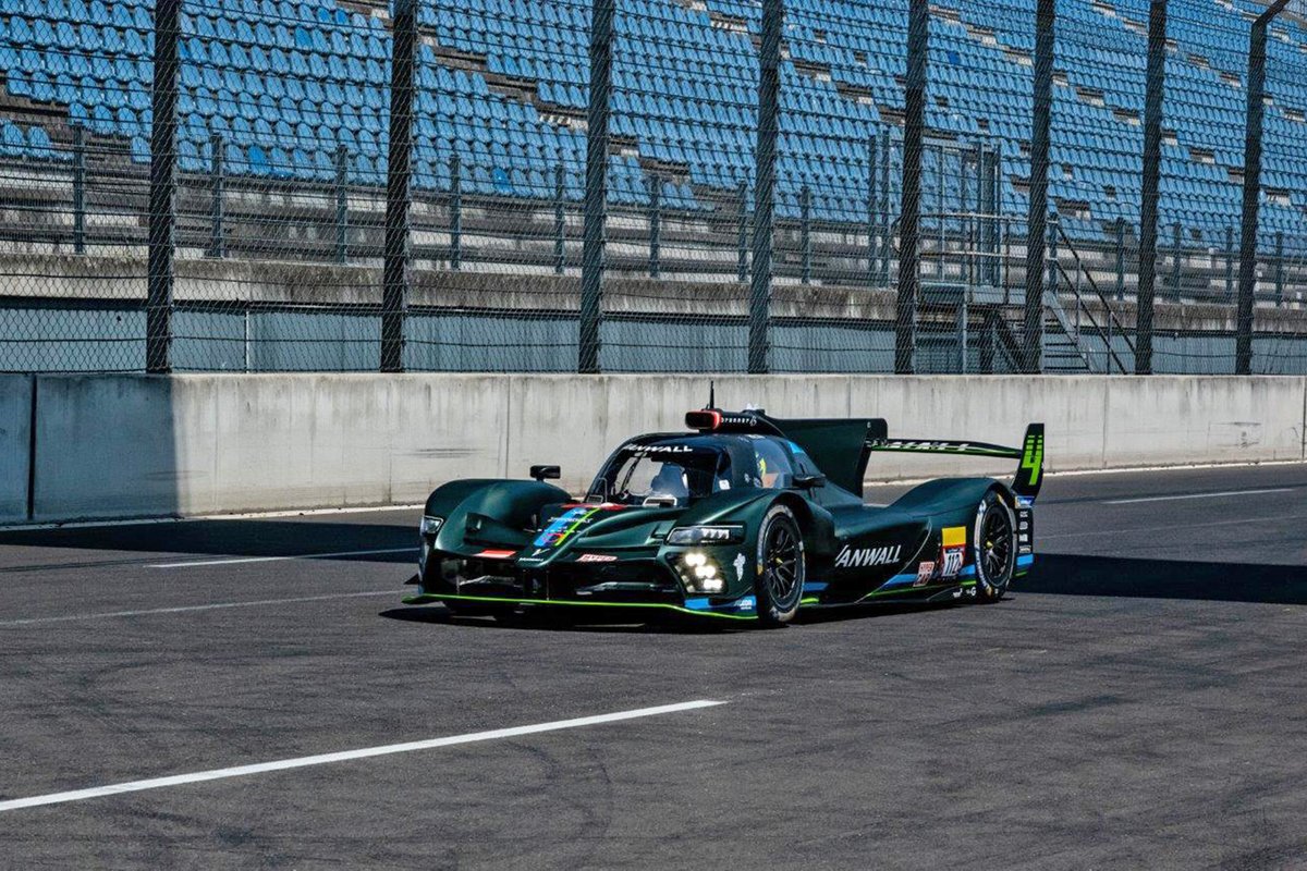 Who will race in WEC and IMSA with LMDh/LMH cars in 2023?