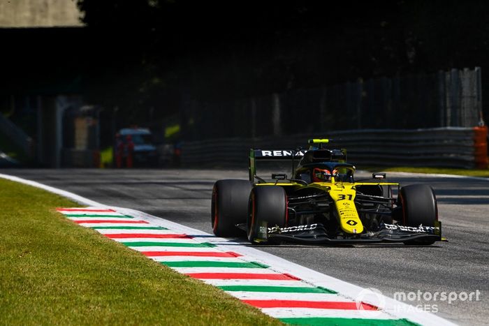 Esteban Ocon, Renault F1 Team R.S.20