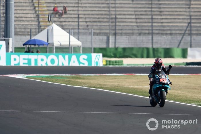 Fabio Quartararo, Petronas Yamaha SRT, se retira de la carrera