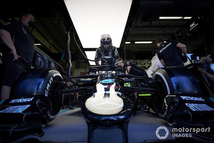 Lewis Hamilton, Mercedes F1 W11