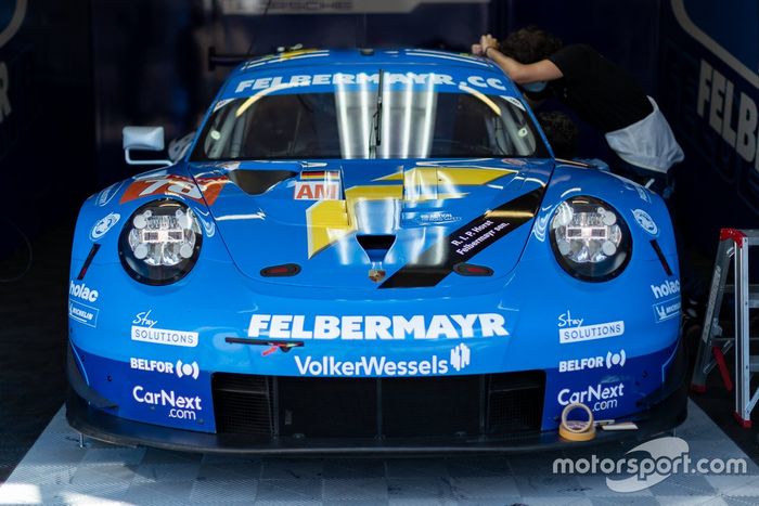 #78 Proton Competition - Porsche 911 RSR: Horst Felbermayr jr, Michele Beretta, Max Van Splunteren