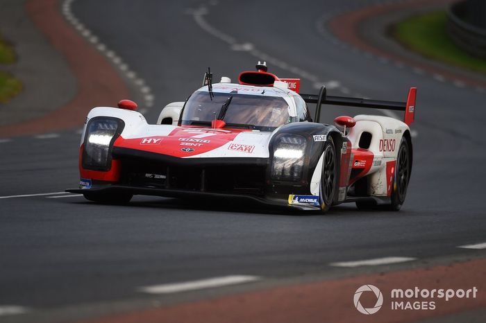 #7 Toyota Gazoo Racing Toyota GR010 - Hybrid Hypercar, Mike Conway, Kamui Kobayashi, José María López