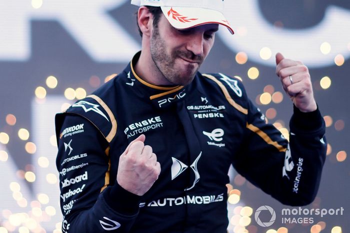 Jean-Eric Vergne, DS Penske, celebra su victoria en el ePrix de Hyderabad