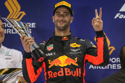 Podium: deuxième place Daniel Ricciardo, Red Bull Racing